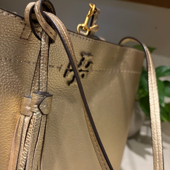 Tory Burch McGraw Metallic Leather Tote - Picture 2 of 11